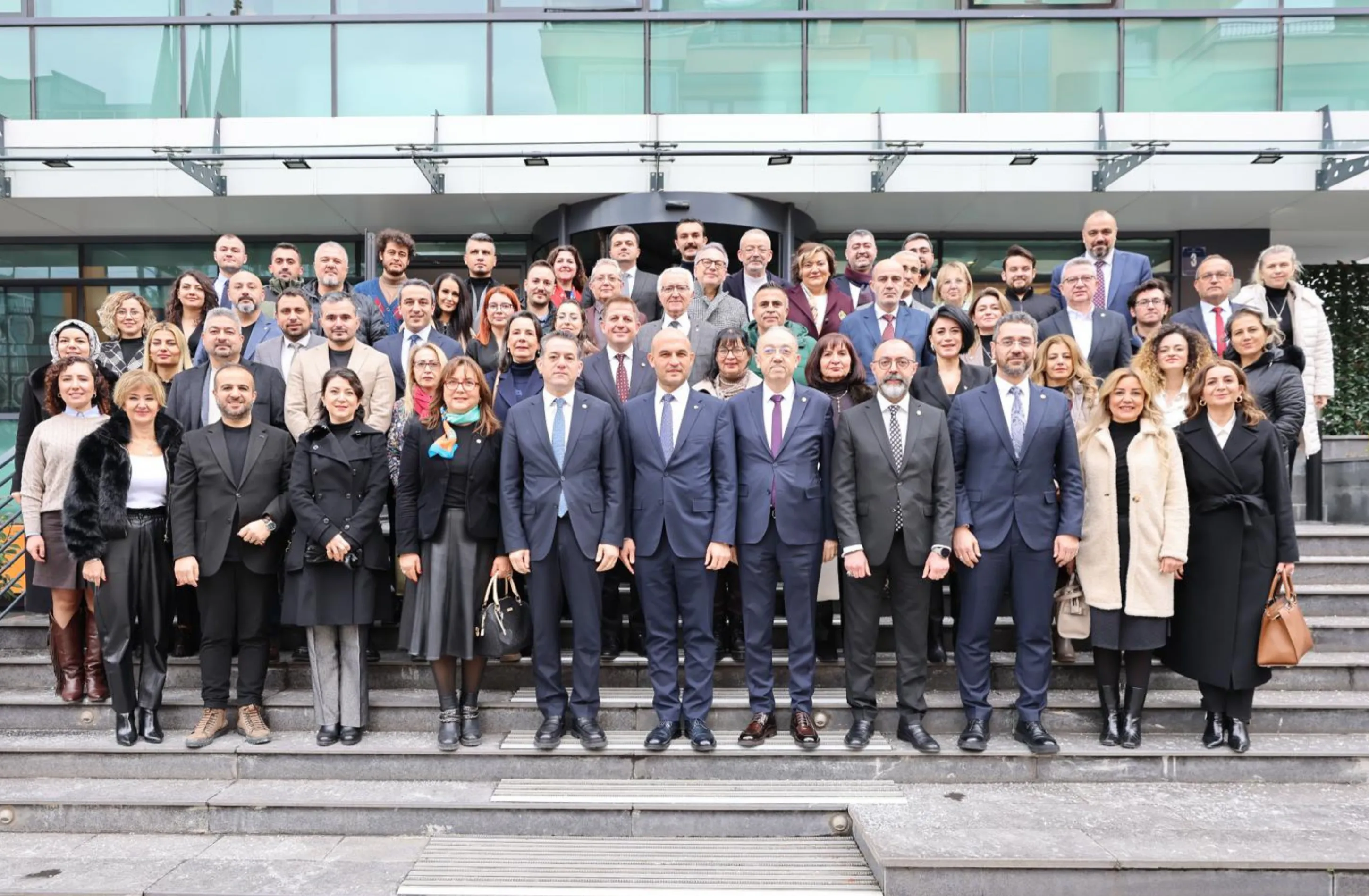 Oda Yöneticilerimiz Türk Eczacıları Birliği’ni Ziyaret Etti