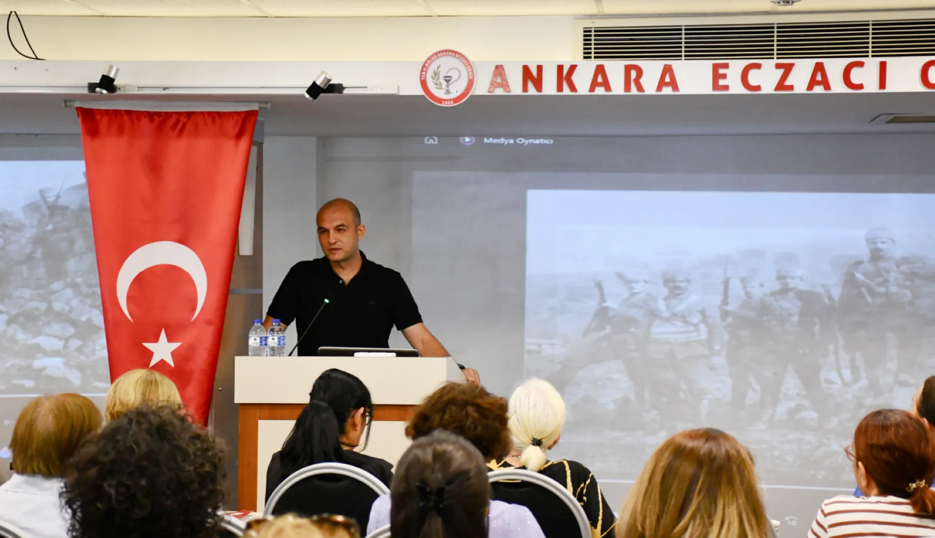 Tıbbi Kenevir İçeren Ürünlerin Tedavi Potansiyeli ve Olası Sorunlar Eğitimi Düzenlendi