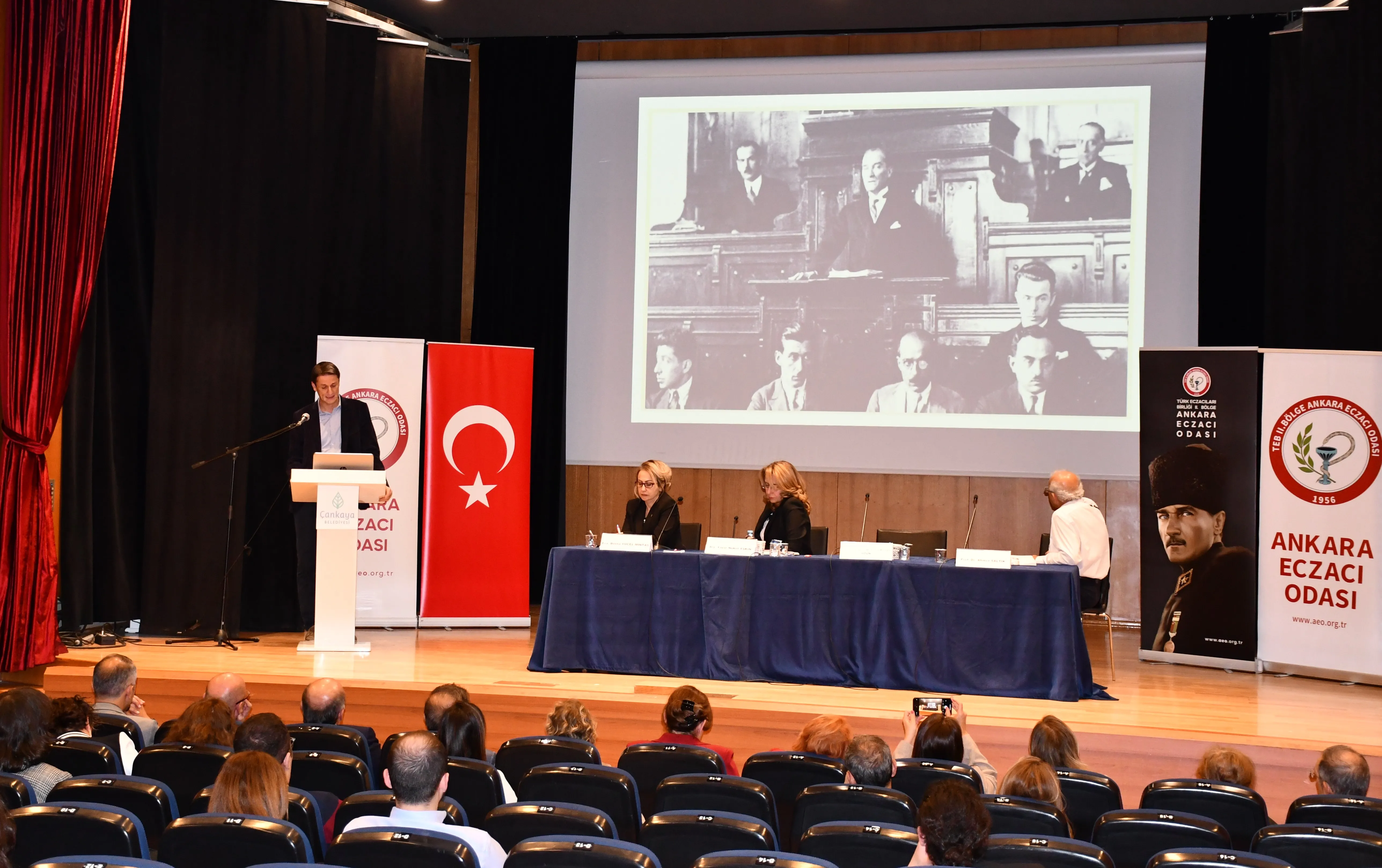 “Cumhuriyet Biziz: Dünü Anlamak, Yarını Kurmak” Söyleşisi Düzenlendi