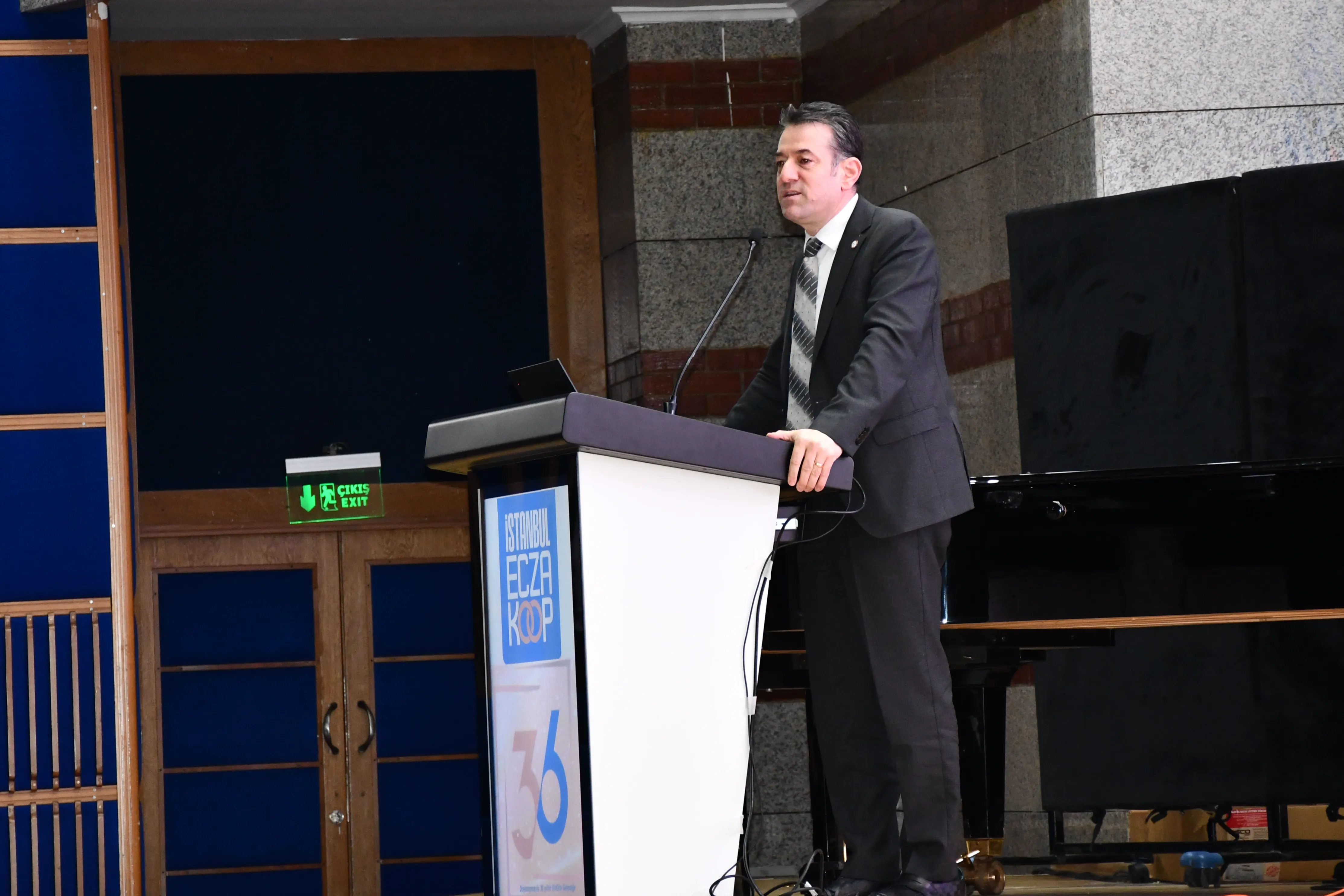 İstanbul Eczacılar Kooperatifi Üye Bilgilendirme Toplantısı Gerçekleştirildi