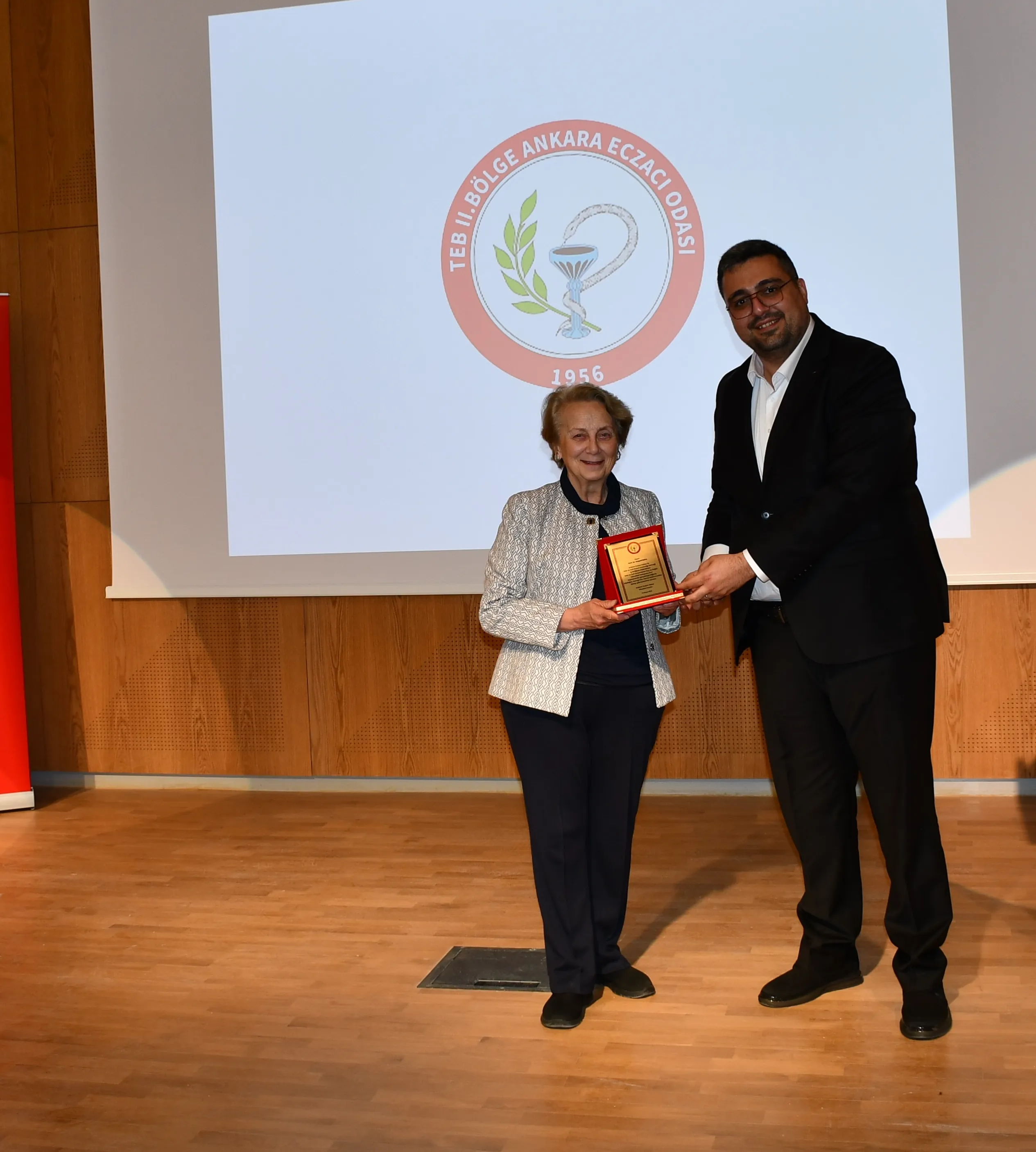 Afet ve Acil Durumlarda İlaç ve Sağlık Hizmetleri Sempozyumu Gerçekleştirildi