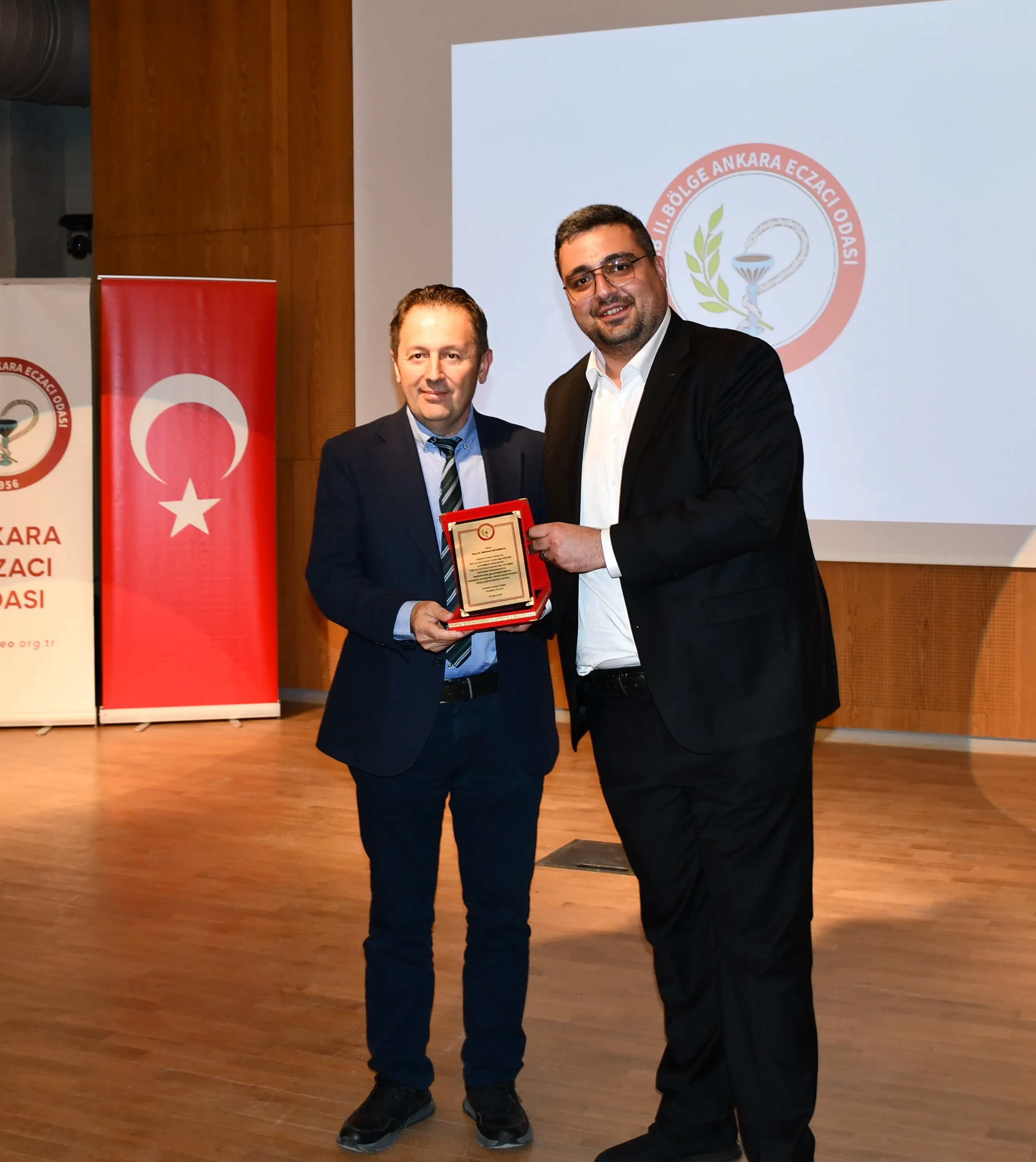 Afet ve Acil Durumlarda İlaç ve Sağlık Hizmetleri Sempozyumu Gerçekleştirildi