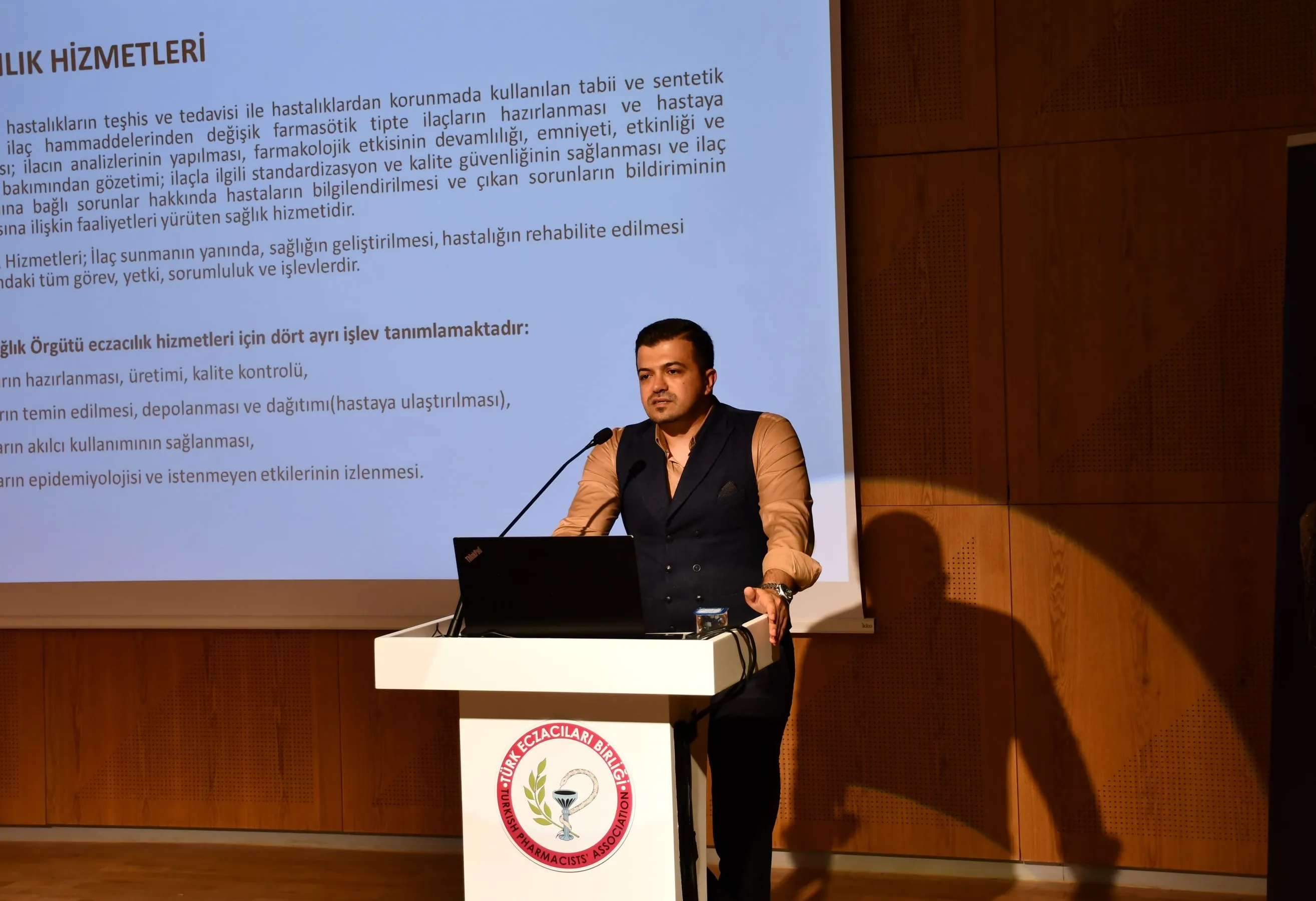 YARDIMCI ECZACI İSTİHDAMINA YÖNELİK İŞKUR DESTEK PROGRAMINDA EĞİTİMLER BAŞLADI
