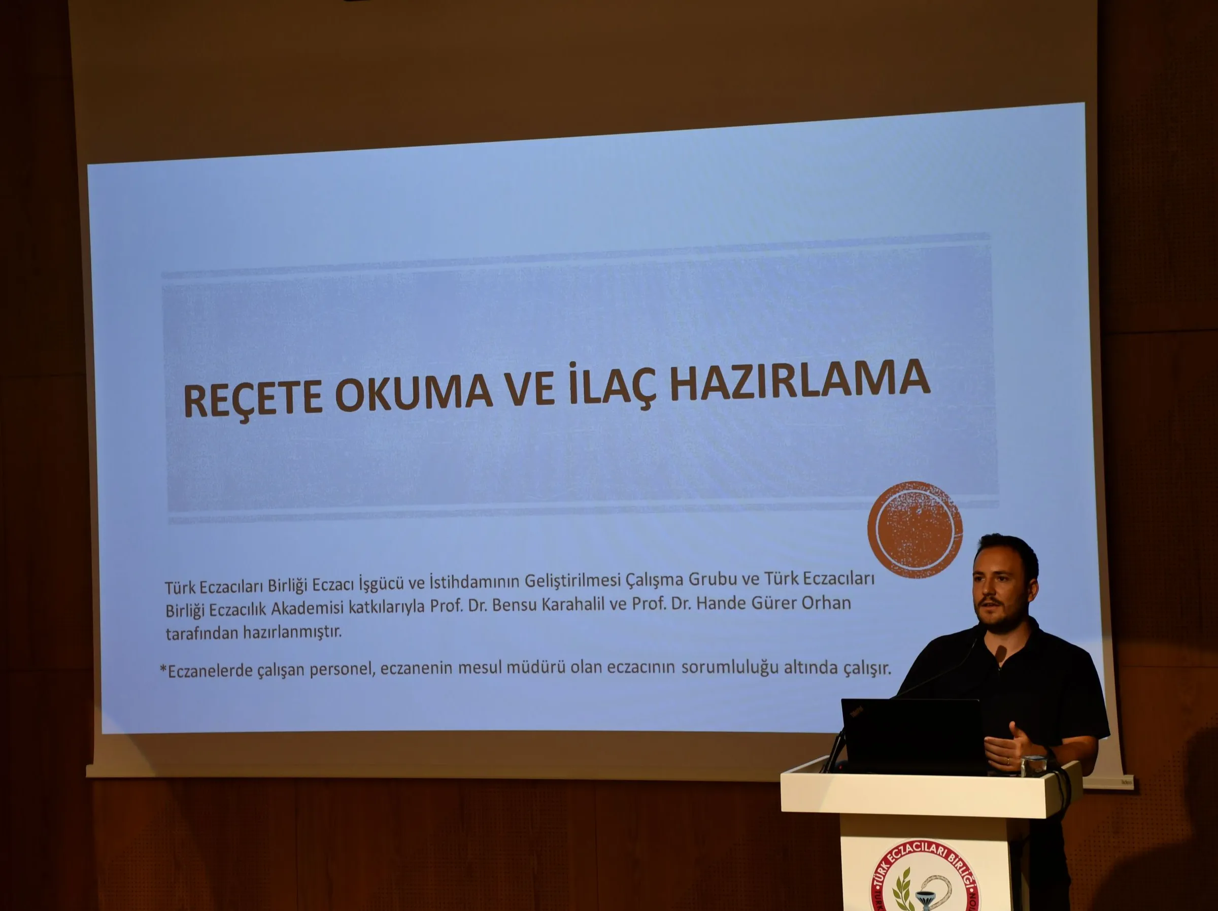YARDIMCI ECZACI İSTİHDAMINA YÖNELİK İŞKUR DESTEK PROGRAMINDA EĞİTİMLER BAŞLADI