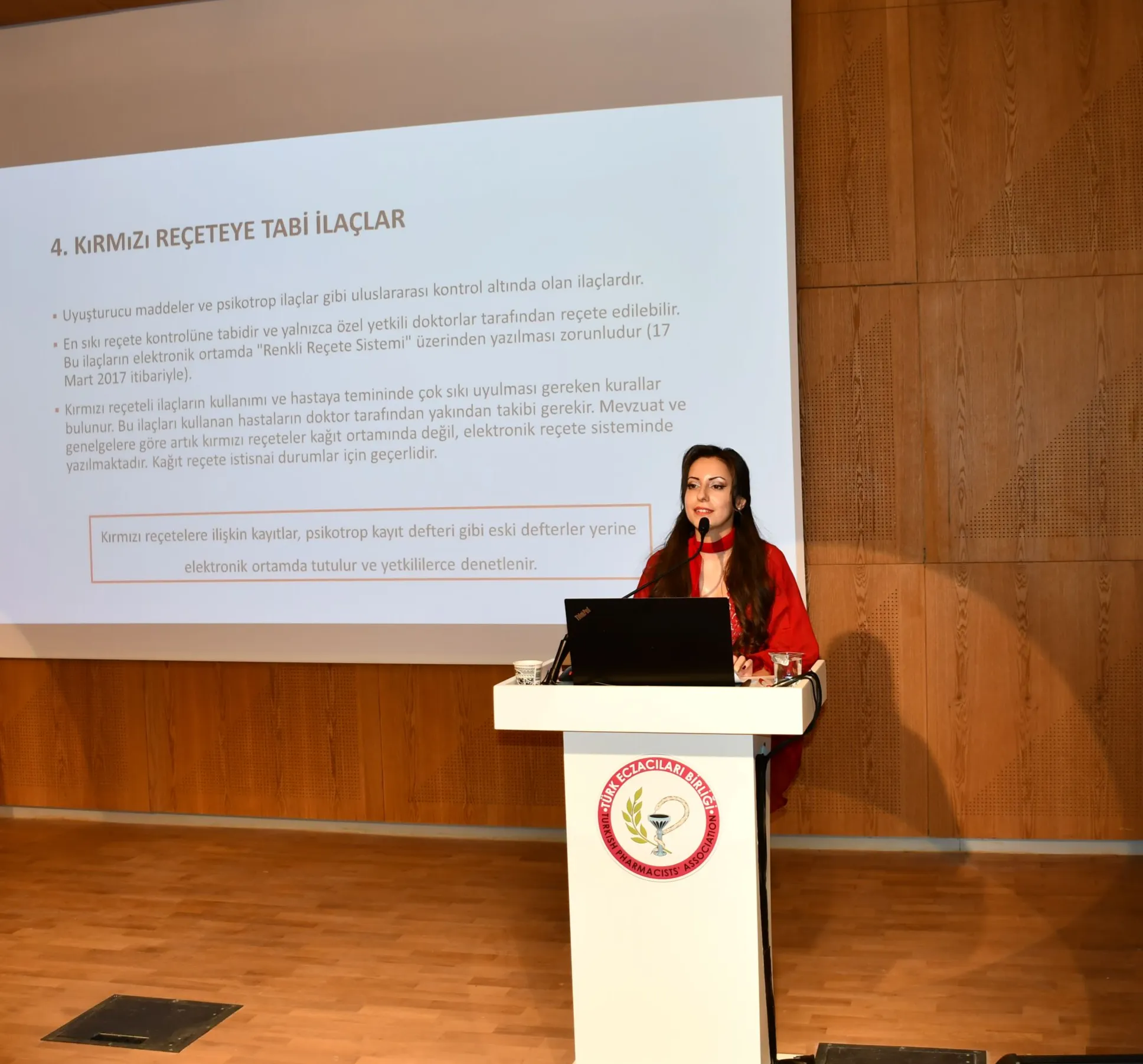 YARDIMCI ECZACI İSTİHDAMINA YÖNELİK İŞKUR DESTEK PROGRAMINDA EĞİTİMLER BAŞLADI
